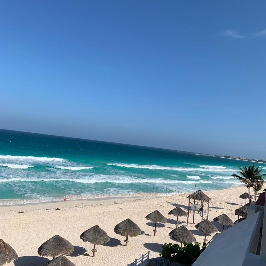 Villa De Las Tortugas Канкун Екстериор снимка