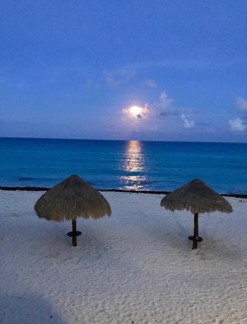 Villa De Las Tortugas Канкун Екстериор снимка